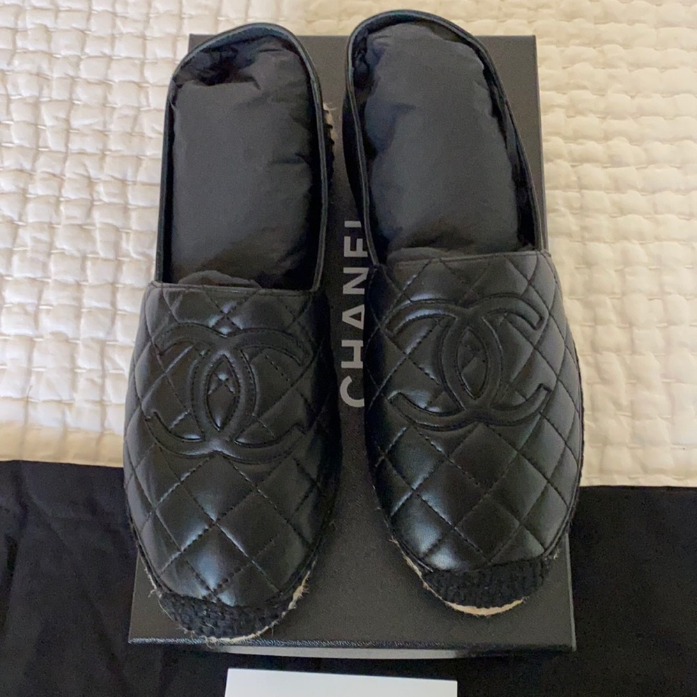 ❤️Chanel Lambskin Black Espadrilles ❤️